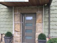 Aluminium-Haustür in graubraun