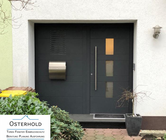 Haustür mit Seitenteil WC Fenster verdeckt