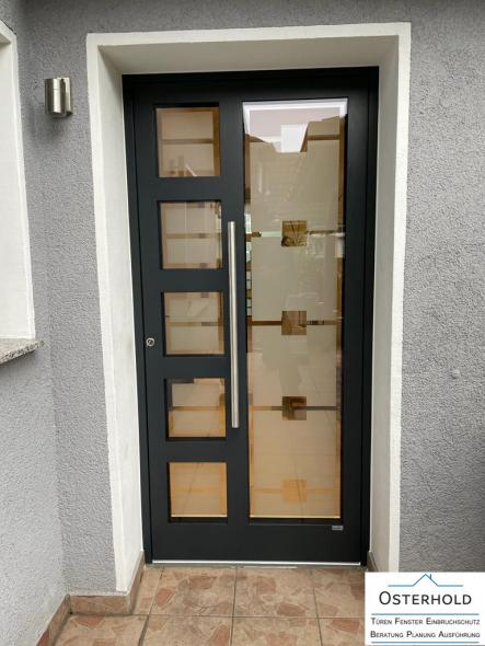 Sprossentür mit viel Licht